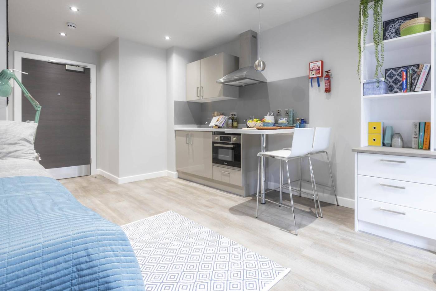 De Montfort Mews